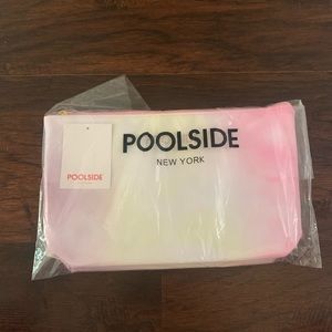 NWT Poolside FabFitFun Water Resistant Pouch